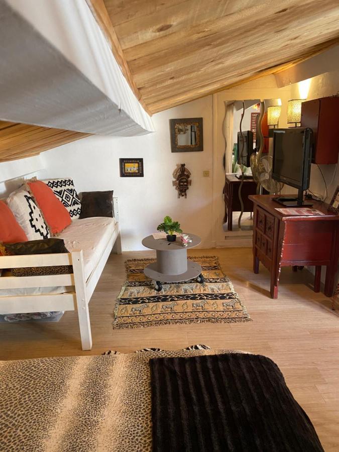 Votre Charmant Studio Duplex Pres De Cannes Peymeinade Eksteriør billede